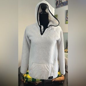 Calvin Klein performance hoodie. Size large (14-16) great condition